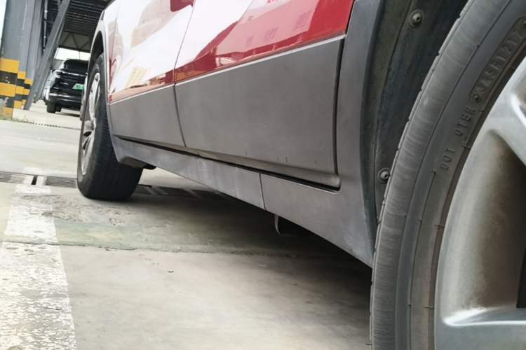 Used Buick Encore 2017 18T Automatic Two-Wheel Drive Urban Fashion Model Left Side Sill