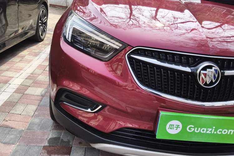 Used Buick Encore 2017 18T Automatic Two-Wheel Drive Urban Elite Model Right Front Headlight