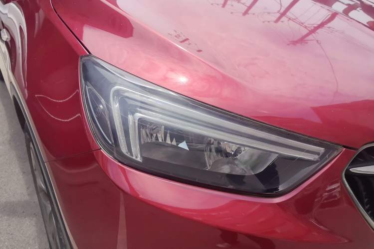 Used Buick Encore 2017 18T Automatic Two-Wheel Drive Urban Leading Model Right Front Headlight
