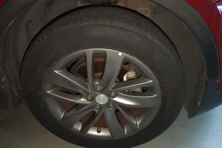 Used Buick Encore 2017 18T Automatic Two-Wheel Drive Urban Leading Model Right Front Wheel Hub