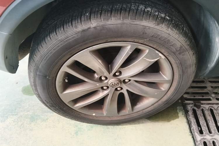 Used Buick Encore 2017 18T Automatic Two-Wheel Drive Urban Fashion Model Right Rear Wheel Hub