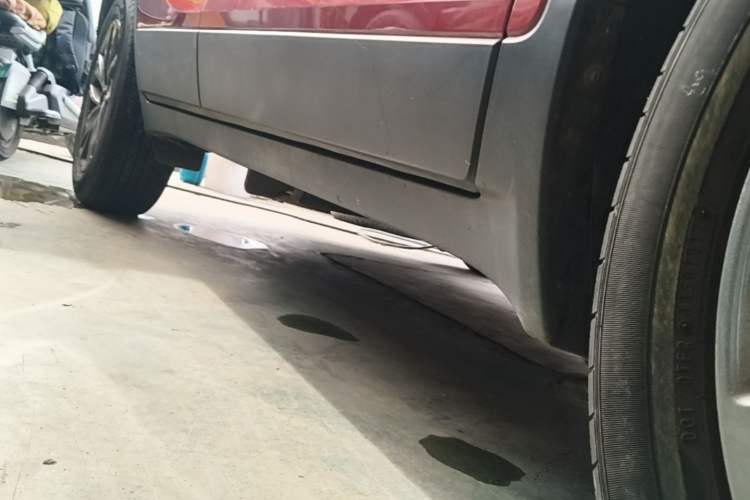 Used Buick Encore 2017 18T Automatic Two-Wheel Drive Urban Fashion Model Right Side Sill