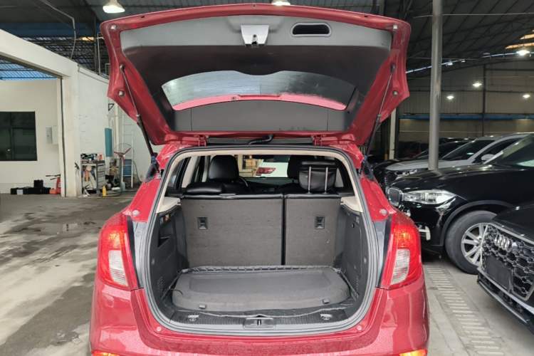 Used Buick Encore 2017 18T Automatic Two-Wheel Drive Urban Leading Model Trunk
