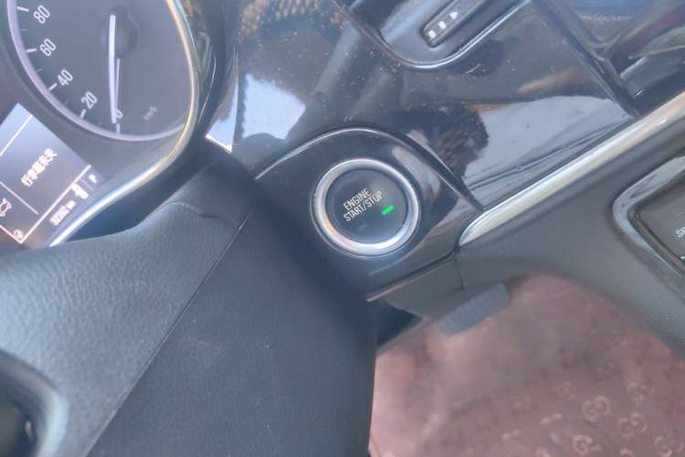 Used Buick Encore 2017 18T Automatic Two-Wheel Drive Urban Elite Model Vehicle Key