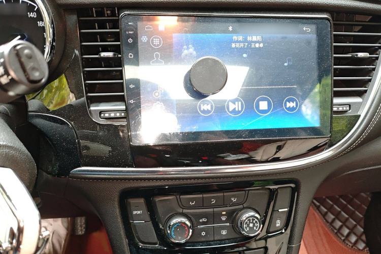 Used Buick Encore 2017 18T Automatic Two-Wheel Drive Urban Leading Model Audio And AC Panel