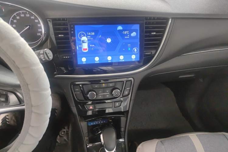 Used Buick Encore 2017 18T Automatic Two-Wheel Drive Urban Leading Model Audio And AC Panel
