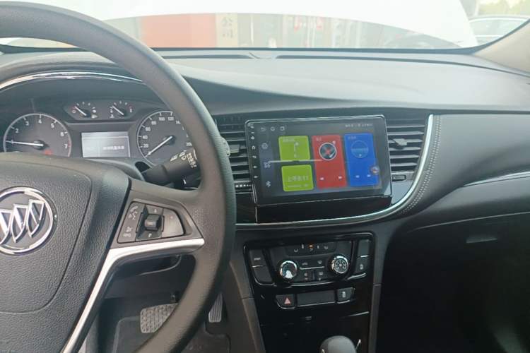 Used Buick Encore 2017 18T Automatic Two-Wheel Drive Urban Fashion Model Audio And AC Panel