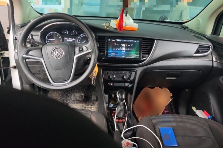 Used Buick Encore 2017 18T Automatic Two-Wheel Drive Urban Leading Model Center Console