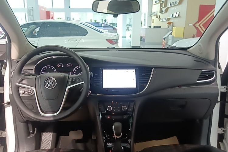 Used Buick Encore 2017 18T Automatic Two-Wheel Drive Urban Leading Model Center Console