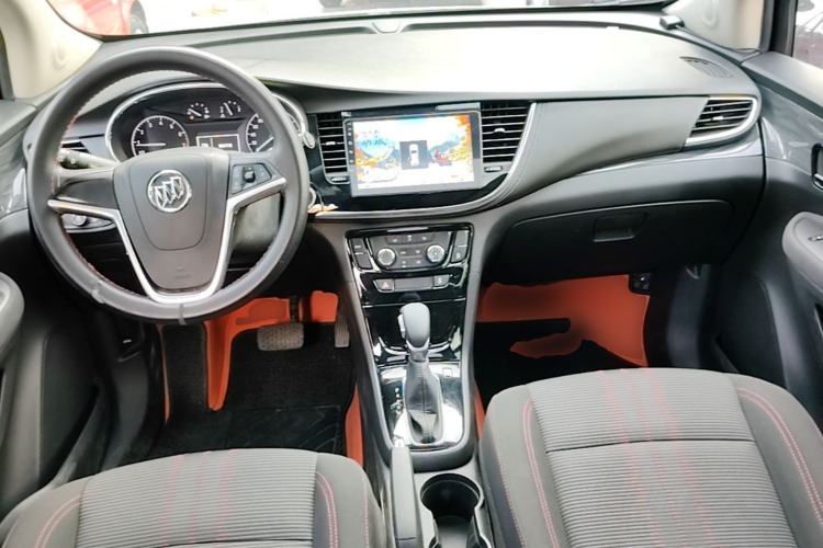 Used Buick Encore 2017 18T Automatic Two-Wheel Drive Urban Fashion Model Center Console