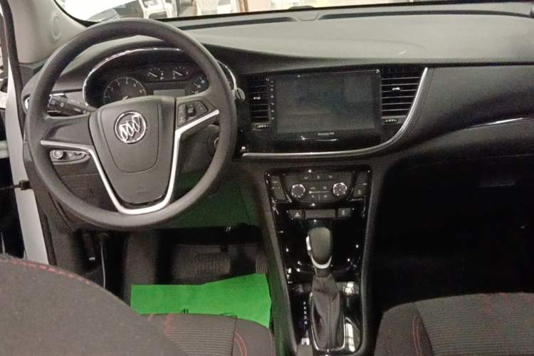 Used Buick Encore 2017 18T Automatic Two-Wheel Drive Urban Leading Model Center Console