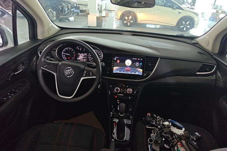 Used Buick Encore 2017 18T Automatic Two-Wheel Drive Urban Leading Model Center Console