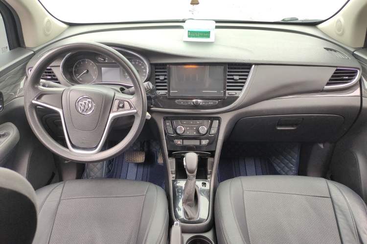 Used Buick Encore 2017 18T Automatic Two-Wheel Drive Urban Leading Model Center Console