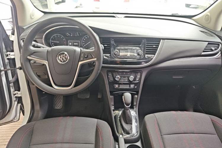 Used Buick Encore 2017 18T Automatic Two-Wheel Drive Urban Leading Model Center Console