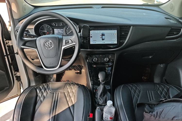 Used Buick Encore 2017 18T Automatic Two-Wheel Drive Urban Leading Model Center Console
