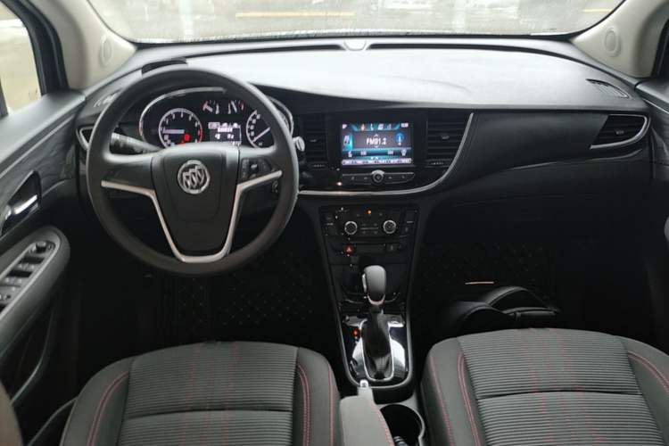 Used Buick Encore 2017 18T Automatic Two-Wheel Drive Urban Leading Model Center Console