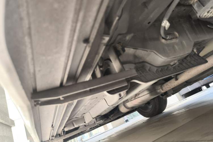 Used Buick Encore 2017 18T Automatic Two-Wheel Drive Urban Fashion Model Chassis Rear Left