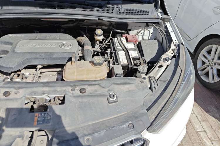Used Buick Encore 2017 18T Automatic Two-Wheel Drive Urban Leading Model Engine Bay Left