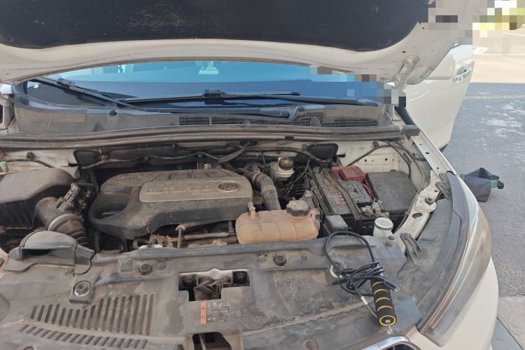 Used Buick Encore 2017 18T Automatic Two-Wheel Drive Urban Fashion Model Engine Bay Left