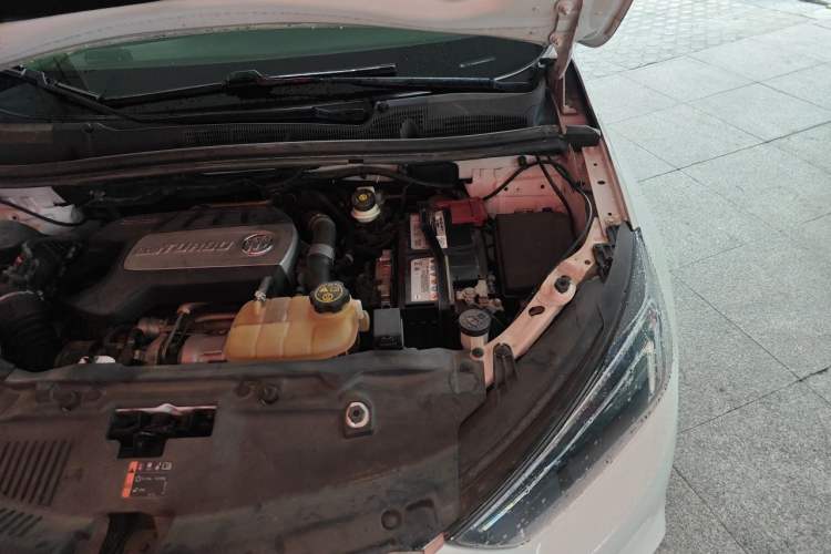 Used Buick Encore 2017 18T Automatic Two-Wheel Drive Urban Leading Model Engine Bay Left