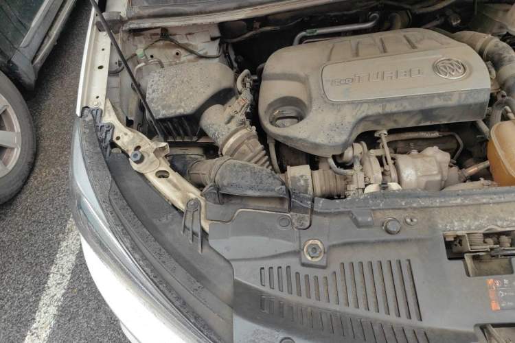 Used Buick Encore 2017 18T Automatic Two-Wheel Drive Urban Leading Model Engine Bay Right