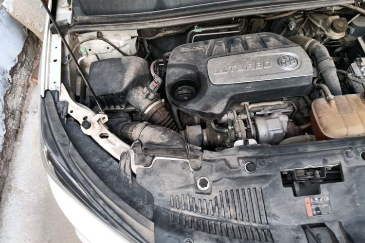 Used Buick Encore 2017 18T Automatic Two-Wheel Drive Urban Leading Model Engine Bay Right