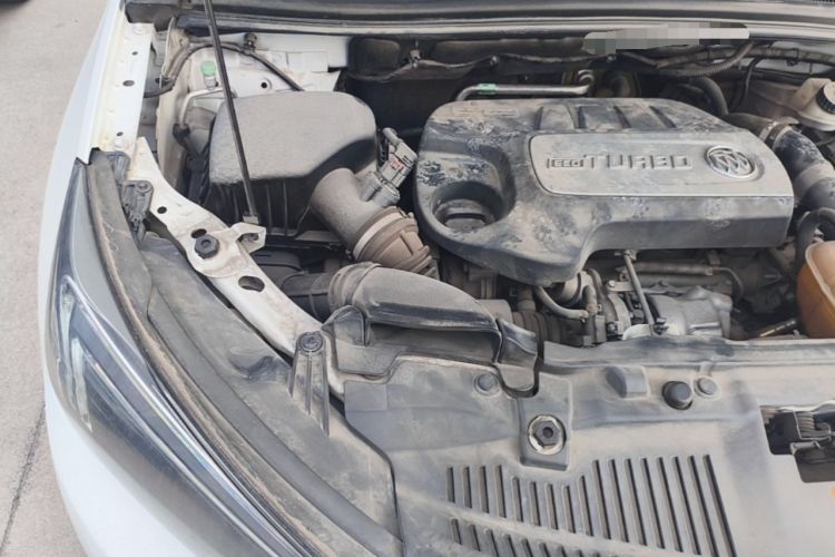 Used Buick Encore 2017 18T Automatic Two-Wheel Drive Urban Leading Model Engine Bay Right
