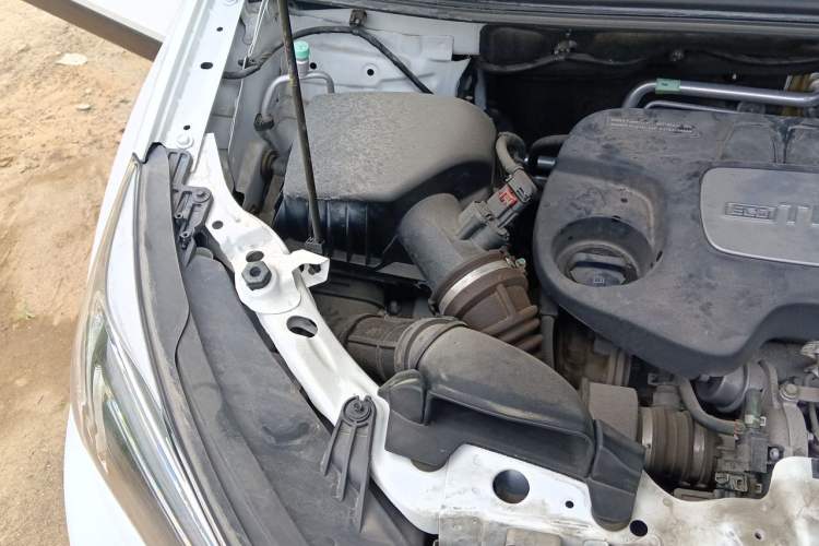 Used Buick Encore 2017 18T Automatic Two-Wheel Drive Urban Leading Model Engine Bay Right