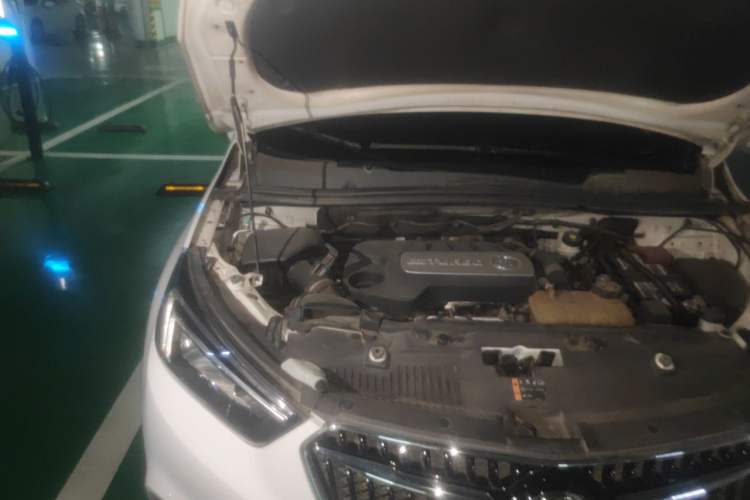 Used Buick Encore 2017 18T Automatic Two-Wheel Drive Urban Leading Model Engine Bay Right