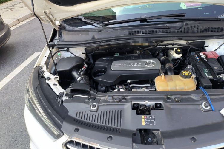 Used Buick Encore 2017 18T Automatic Two-Wheel Drive Urban Fashion Model Engine Bay Right