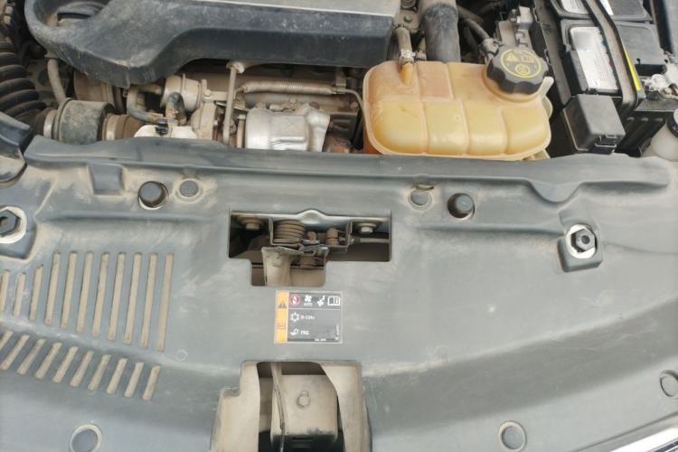 Used Buick Encore 2017 18T Automatic Two-Wheel Drive Urban Leading Model Engine Bay