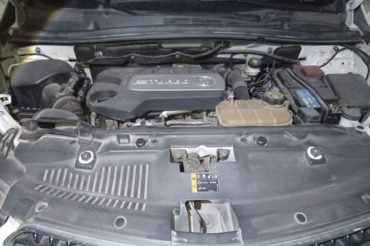 Used Buick Encore 2017 18T Automatic Two-Wheel Drive Urban Leading Model Engine Bay