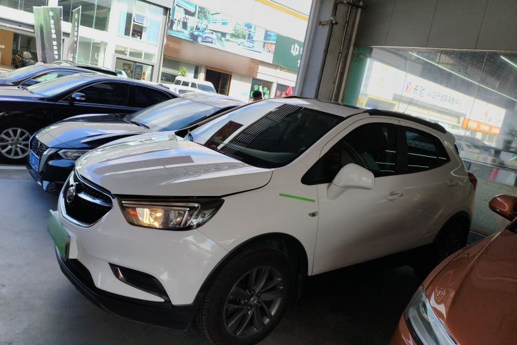 Used Buick Encore 2017 18T Automatic Two-Wheel Drive Urban Fashion Model Exterior 3