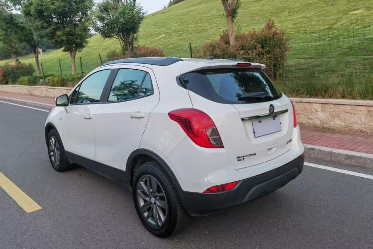 Used Buick Encore 2017 18T Automatic Two-Wheel Drive Urban Leading Model Exterior 4