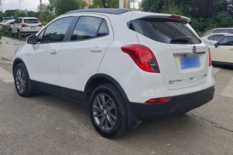 Used Buick Encore 2017 18T Automatic Two-Wheel Drive Urban Fashion Model Exterior 5
