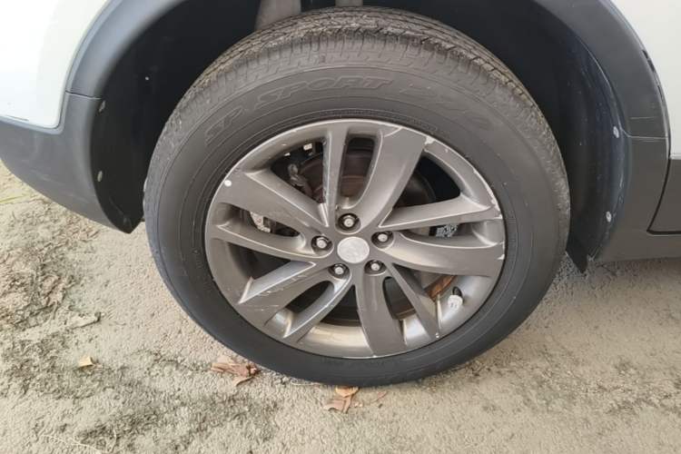 Used Buick Encore 2017 18T Automatic Two-Wheel Drive Urban Leading Model Exterior 5