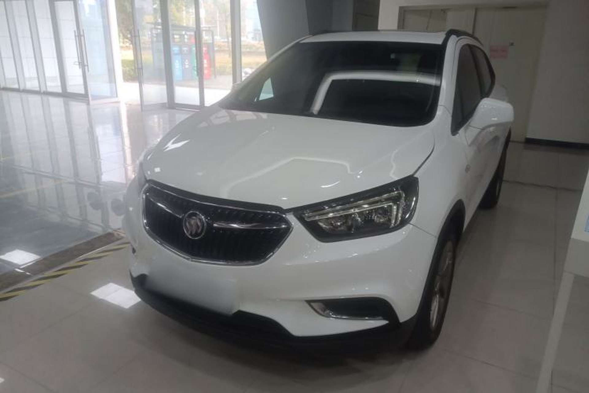 Used Buick Encore 2017 18T Automatic Two-Wheel Drive Urban Leading Model Front Left 45 Deg