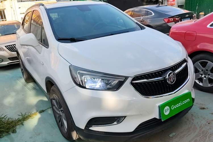 Used Buick Encore 2017 18T Automatic Two-Wheel Drive Urban Fashion Model Front Right 45 Deg