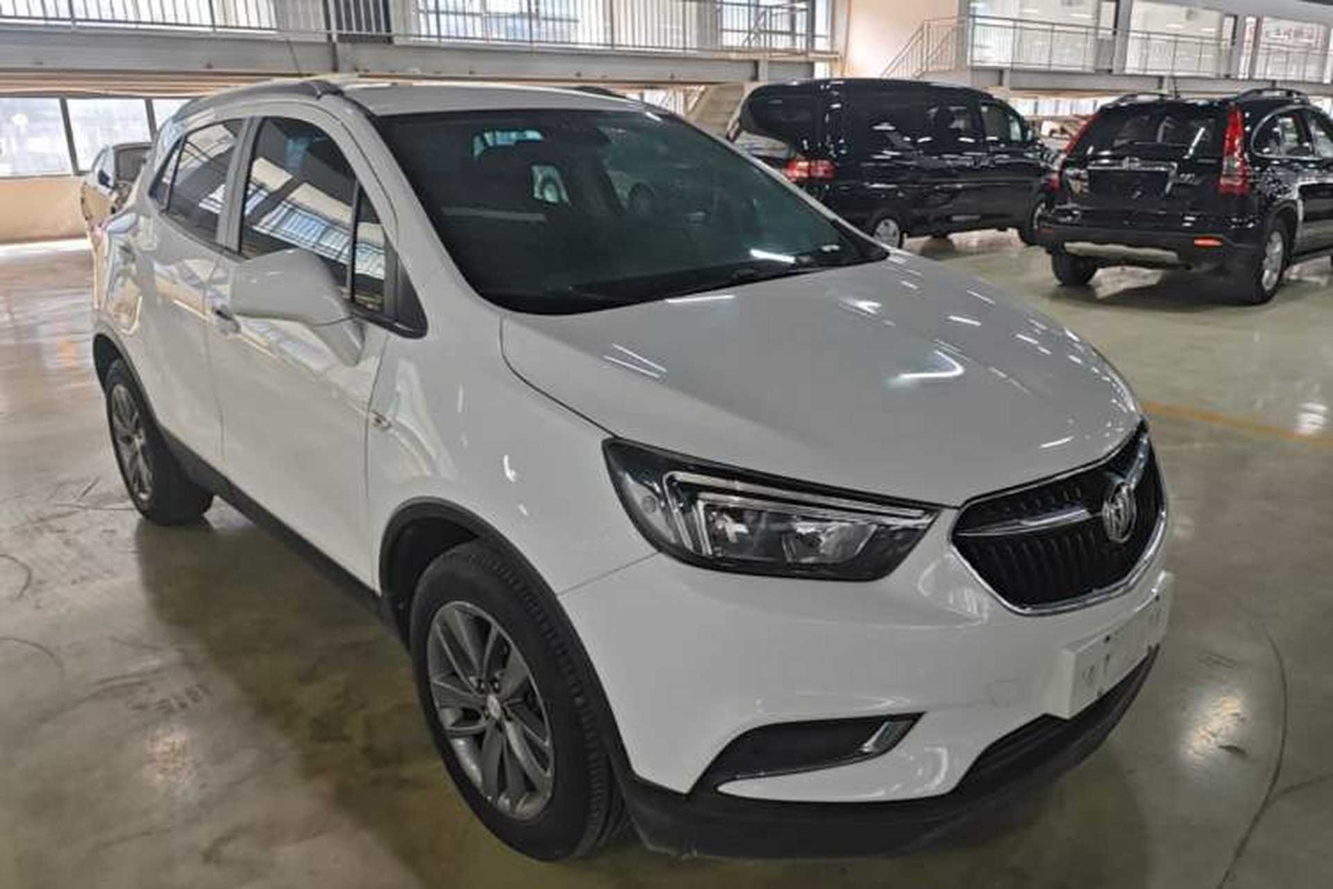 Used Buick Encore 2017 18T Automatic Two-Wheel Drive Urban Fashion Model Front Right 45 Deg