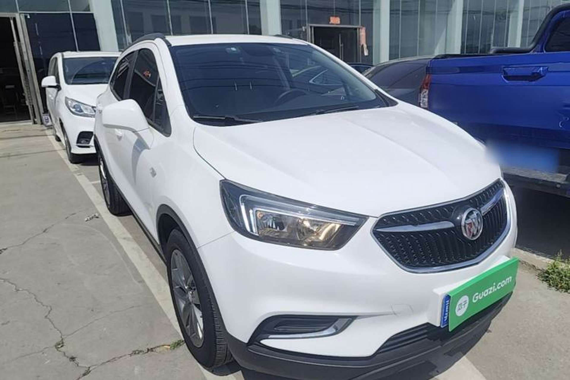 Used Buick Encore 2017 18T Automatic Two-Wheel Drive Urban Leading Model Front Right 45 Deg