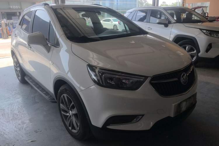 Used Buick Encore 2017 18T Automatic Two-Wheel Drive Urban Leading Model Front Right 45 Deg