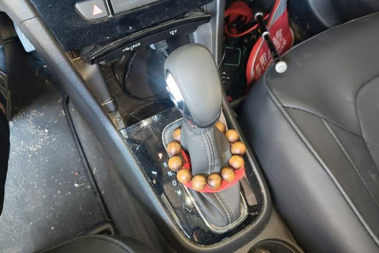 Used Buick Encore 2017 18T Automatic Two-Wheel Drive Urban Leading Model Gear Lever