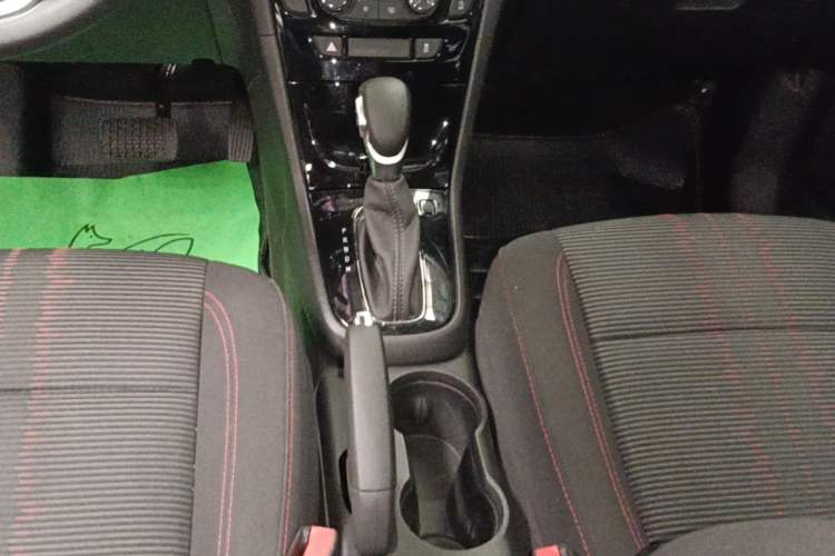 Used Buick Encore 2017 18T Automatic Two-Wheel Drive Urban Leading Model Gear Lever