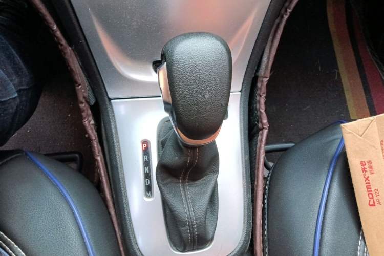 Used Buick Encore 2017 18T Automatic Two-Wheel Drive Urban Leading Model Gear Lever