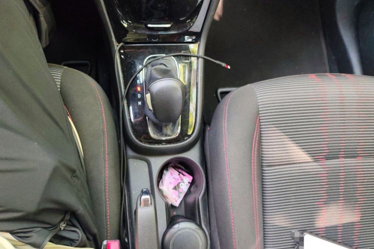 Used Buick Encore 2017 18T Automatic Two-Wheel Drive Urban Leading Model Gear Lever