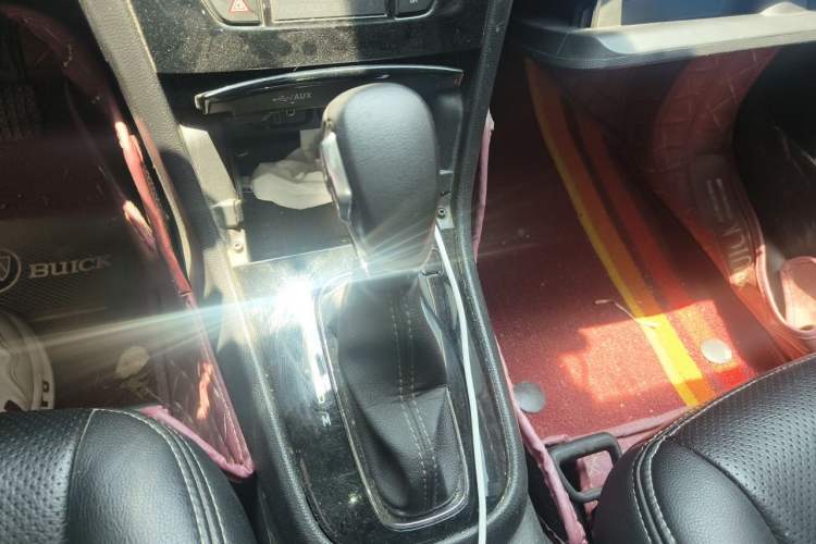 Used Buick Encore 2017 18T Automatic Two-Wheel Drive Urban Leading Model Gear Lever