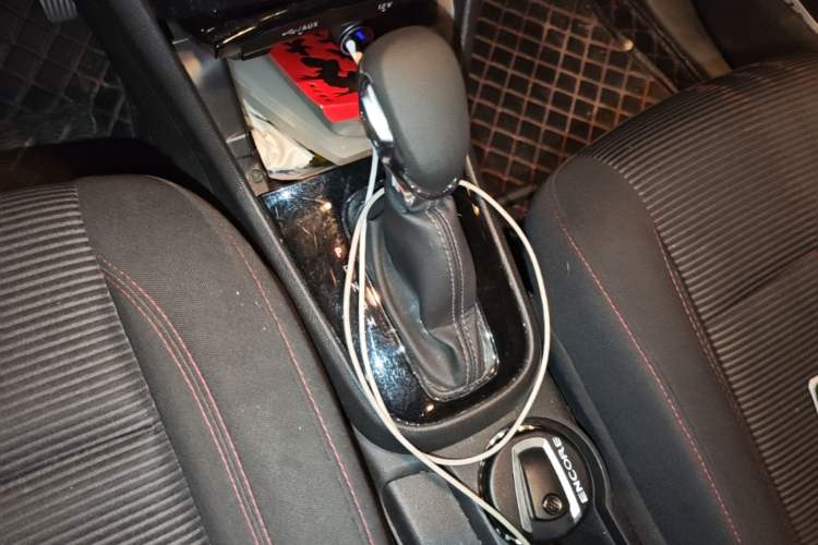 Used Buick Encore 2017 18T Automatic Two-Wheel Drive Urban Leading Model Gear Lever