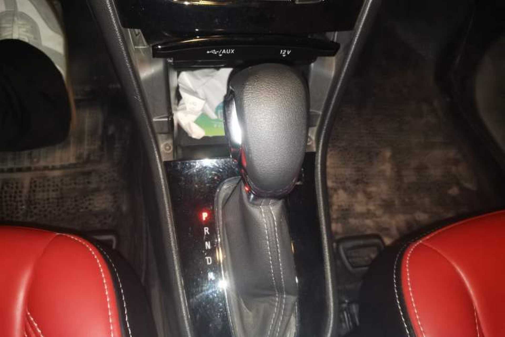 Used Buick Encore 2017 18T Automatic Two-Wheel Drive Urban Fashion Model Gear Lever