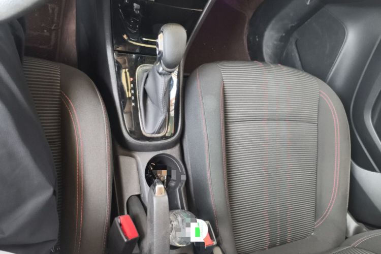 Used Buick Encore 2017 18T Automatic Two-Wheel Drive Urban Fashion Model Gear Lever