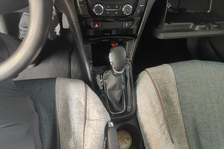 Used Buick Encore 2017 18T Automatic Two-Wheel Drive Urban Leading Model Gear Lever